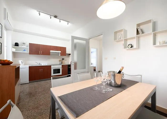 Beachfront Karla Apartamento