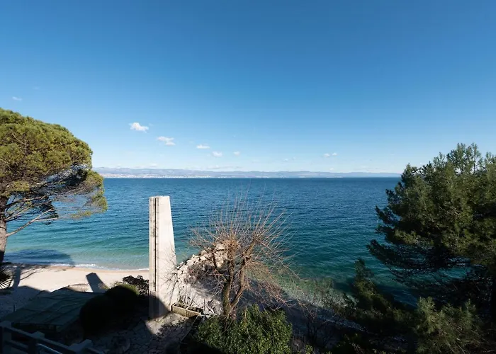 Apartment Beachfront Karla